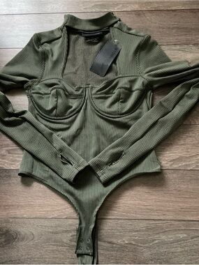 BNWT Reebok x Cardi B Striped Long-Sleeve Olive Green Bodysuit Top